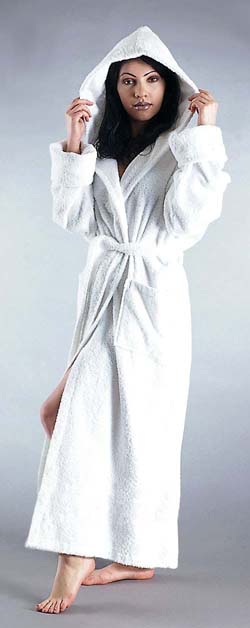 Hood'n Full bathrobe